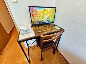 Apartment, 3 Single Beds, Non Smoking, Kitchen | Interior - Gold Mansion Apartments (Tokyo)
