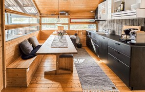 Fridge, oven, dishwasher, coffee/tea maker - Lovely home in Eggedal with WiFi (Eggedal)