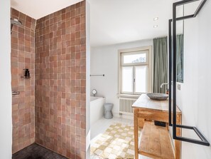 Shower - Nicely renovated holiday home near the dunes (Oostduinkerke)