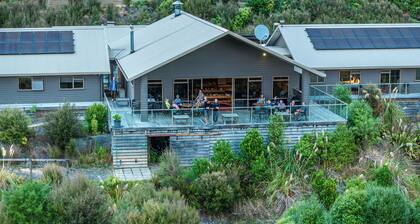 Timber Trail Lodge & Transport