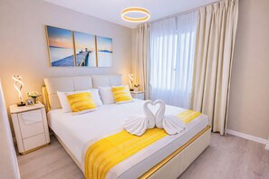 5 chambres, fer et planche à repasser, Wi-Fi, draps fournis