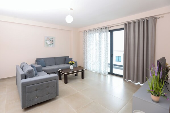 Living area - Velaris Apartment 201 (Vlorë)