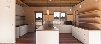 Hempcrete Homestead - Large Group Family-friendly Nature Escape in Castlemaine