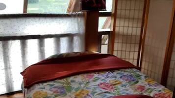 1 habitación, wifi y ropa de cama