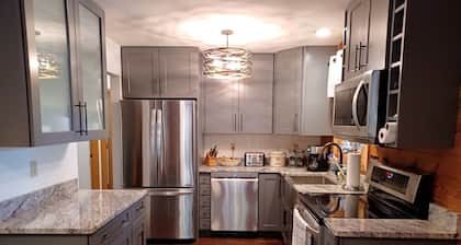 Rustic Cabin Escape for Group Glamping Vacations in De Soto, Missouri