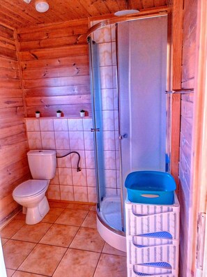 Classic House, 3 Bedrooms | Bathroom - Holiday Home in Kolczewo Near Baltic Sea (gmina Wolin)