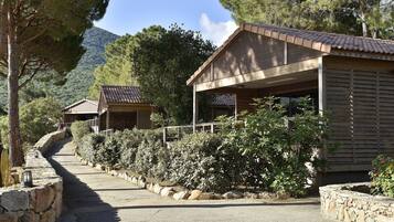 Comfort Chalet, 2 Bedrooms | Exterior