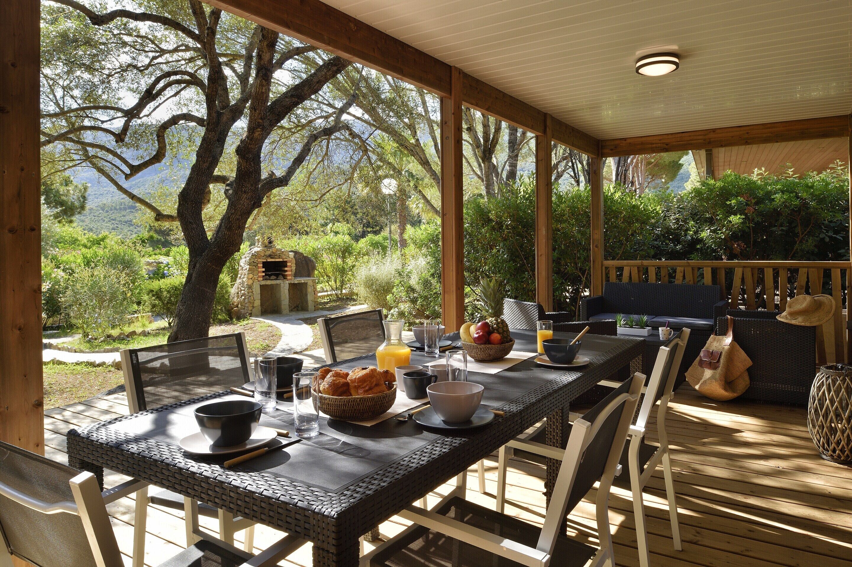 經典木屋, 2 間臥室 | 陽台