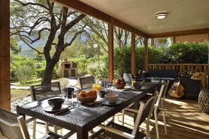 Classic Chalet, 2 Bedrooms | Balcony - Group Stay Near Sea in Propriano (Belvedere-Campomoro)