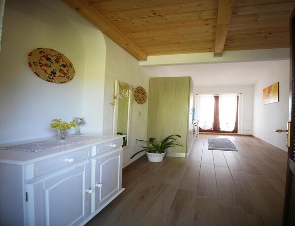 Classic-Apartment, 1 Schlafzimmer | Wohnzimmer