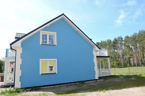 Classic House, 5 Bedrooms | Exterior - Holidayhome in Nowe Warpno for 10 Persons (Nowe Warpno)