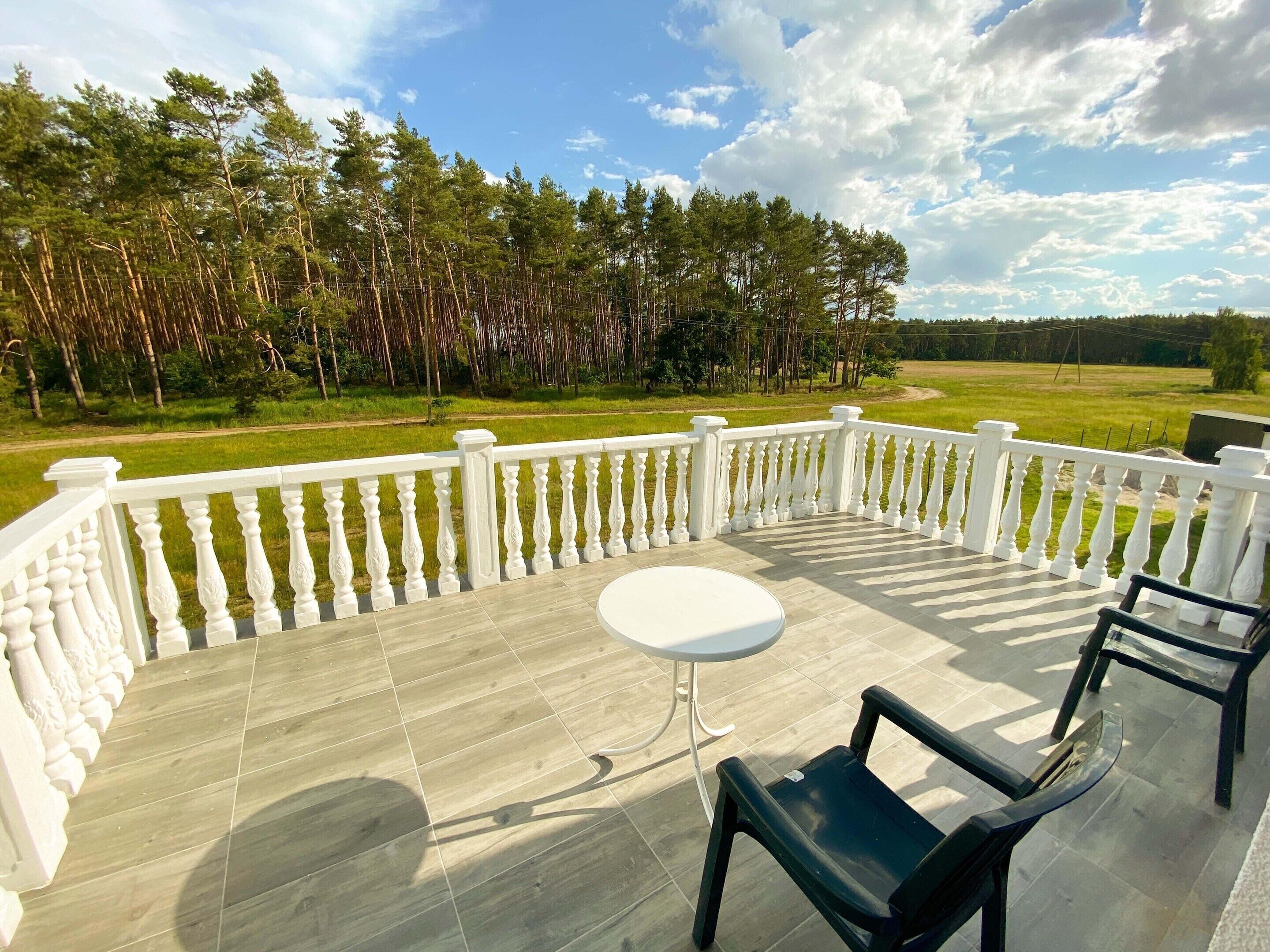 Classic House, 5 Bedrooms | Balcony