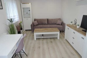 Room - House in Nowogard by Lake Nowogardzkie (Nowogard)