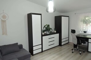 Room - House in Nowogard by Lake Nowogardzkie (Nowogard)