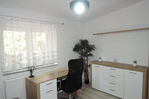 Comfort House, 3 Bedrooms | 6 bedrooms, individually furnished, bed sheets - House in Nowogard by Lake Nowogardzkie (Nowogard)