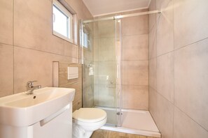 Bathroom - Comfortable, Single-story Holiday Homes (gmina Sianów)