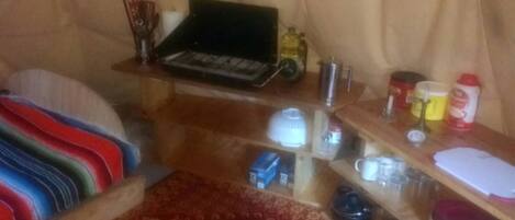 1 habitación y ropa de cama