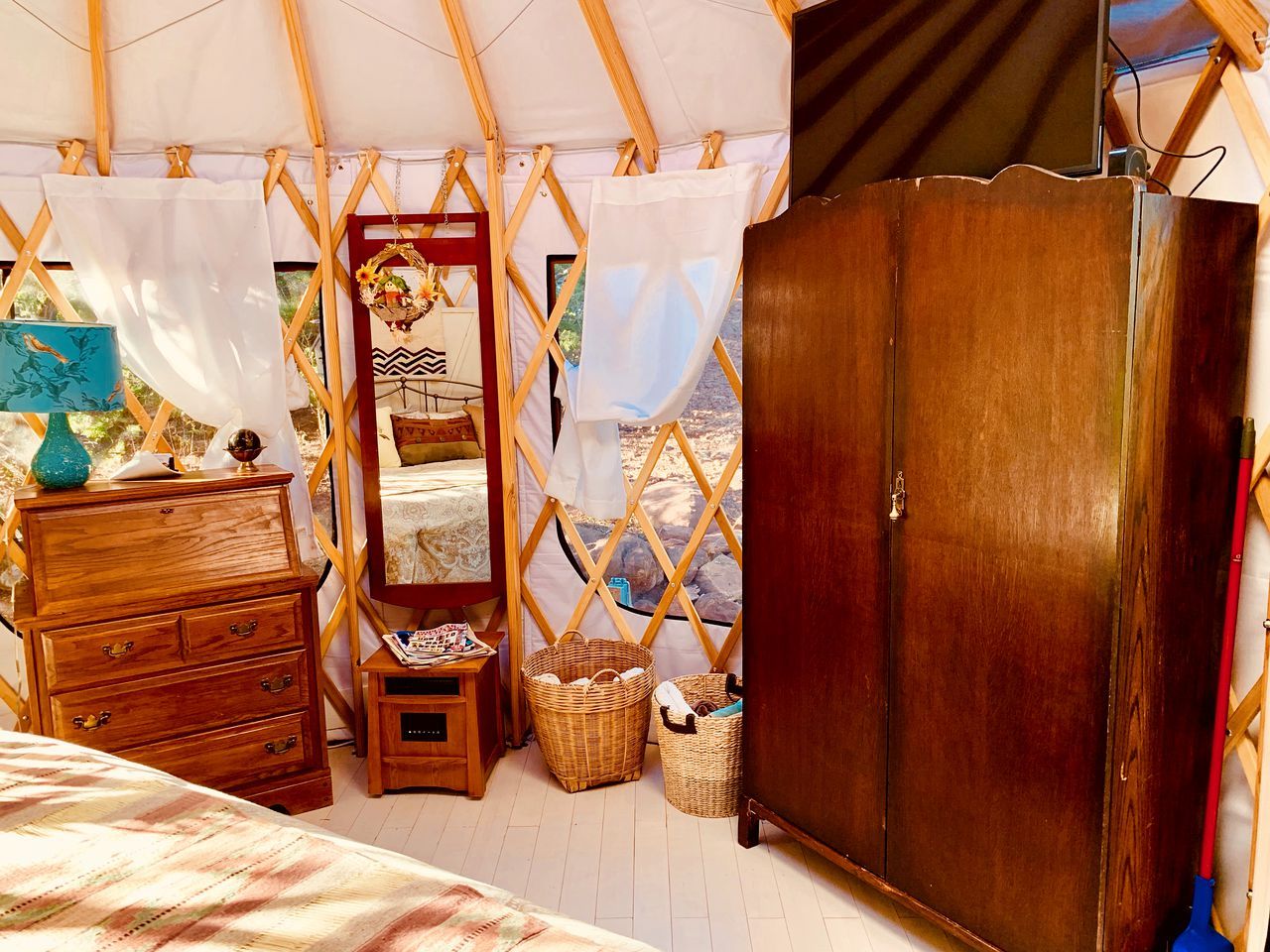 1 bedroom, desk, iron/ironing board, WiFi