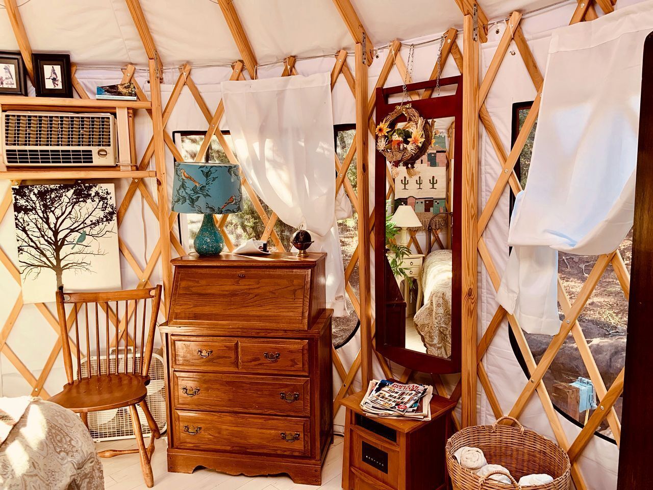 1 bedroom, desk, iron/ironing board, WiFi