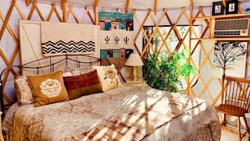 1 chambre, bureau, fer et planche à repasser, Wi-Fi