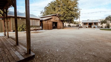 住宿地面