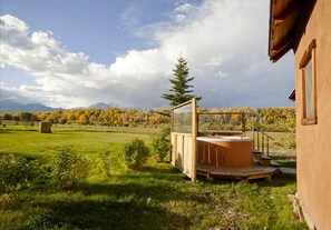 Baignoire à remous extérieure