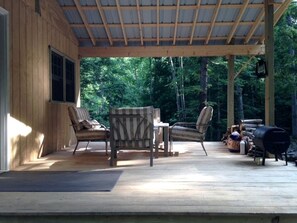 Outdoor dining - Off-The-Grid Cabin Rental with Old-Fashioned Charm near Letchworth State Park, NY (Dalton)