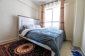 1 dormitorio, tabla de planchar con plancha, wifi