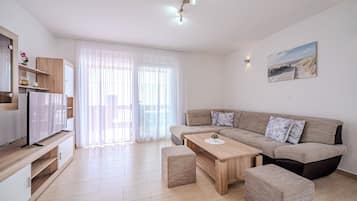 Classic-Apartment, eingeschränkter Meerblick | Ausblick vom Zimmer