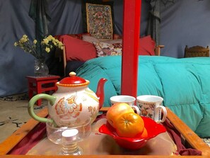 1 slaapkamer, een strijkplank/strijkijzer, wifi, beddengoed
