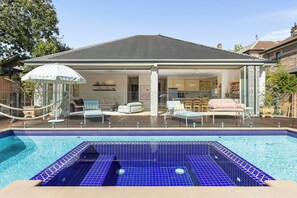 Pool - Luxury Villas Hawthorn Haven with Heated Pool (Hawthorn)