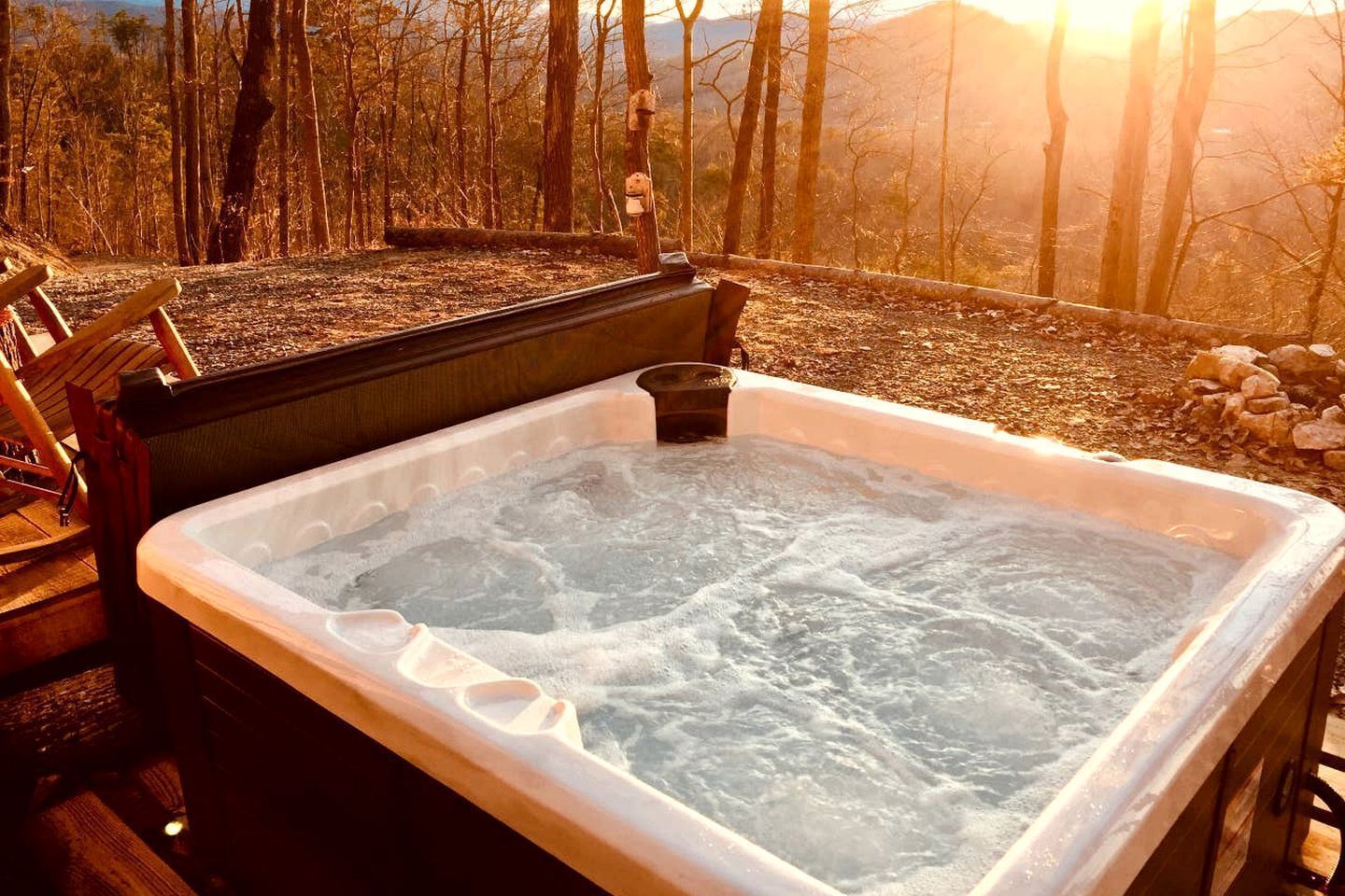Outdoor spa tub