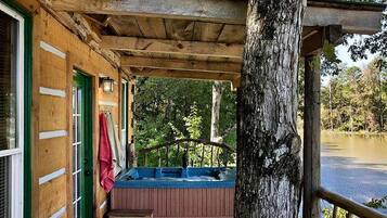 Baignoire à remous extérieure