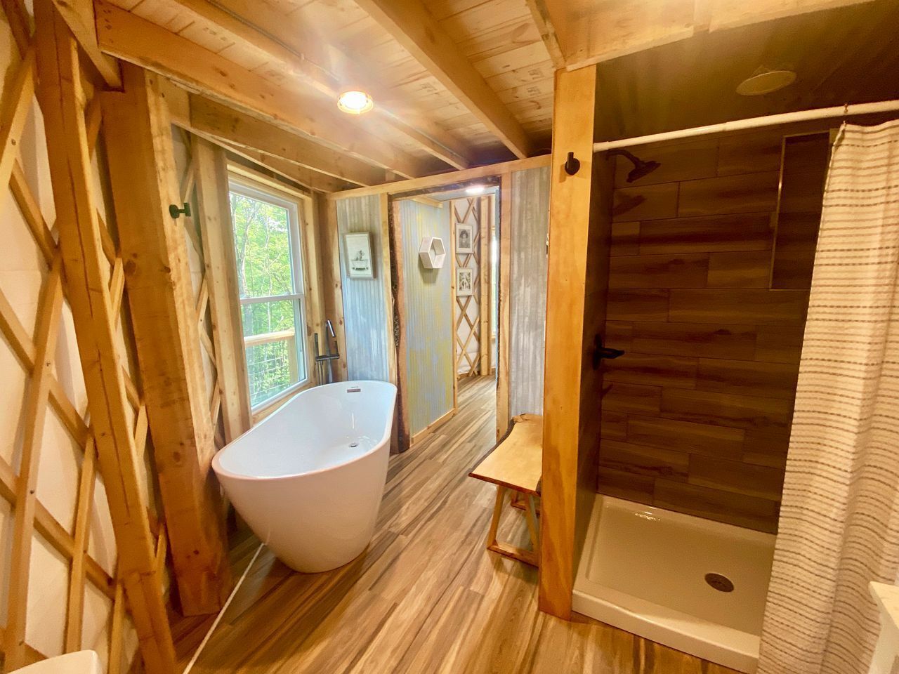 Jetted tub, hair dryer, towels, soap