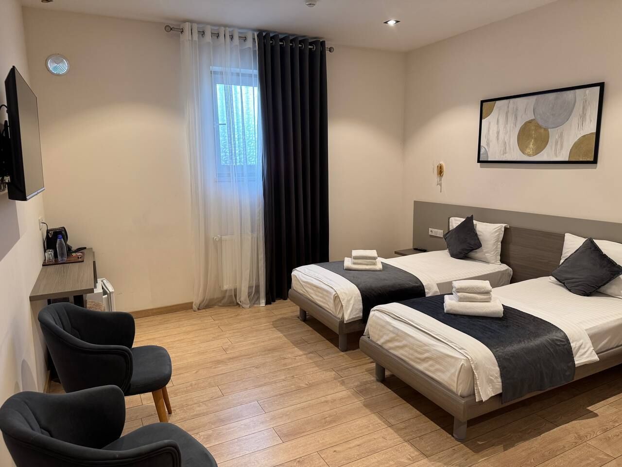 Tomannsrom – standard, byutsikt