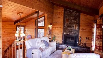 TV, fireplace, DVD player, stereo