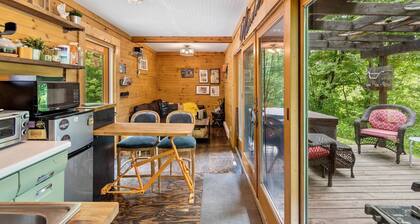 Unique Dover Accommodation with a Hot Tub Perfect for Glamping in Ohio