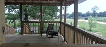 Cozy Cabin Rental on a Winery for a Romantic Weekend Getaway in Oklahoma