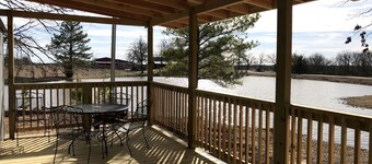 Cozy Cabin Rental on a Winery for a Romantic Weekend Getaway in Oklahoma