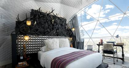 Fully-Equipped Dome Rental on Two Floors for Glamping Getaways in Nogal, New Mexico