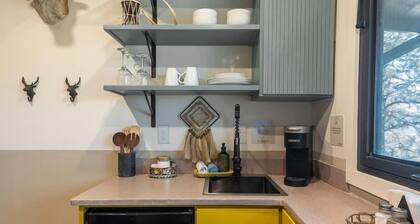 Fully-Equipped Dome Rental on Two Floors for Glamping Getaways in Nogal, New Mexico