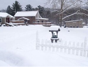 Property grounds - Deluxe Suite Rental for a Secluded Getaway in Warren County, Pennsylvania (Russell)