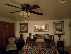 1 bedroom, bed sheets, wheelchair access