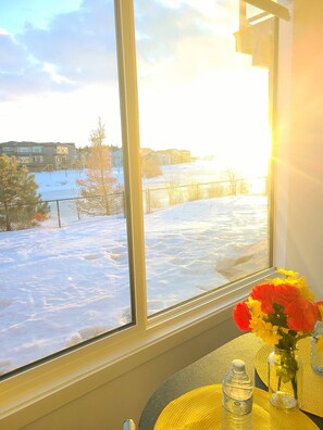 House, 1 Bedroom | Interior - Swithome Properties Cozy Suite With Pond View, Near YEG Airport (Edmonton)