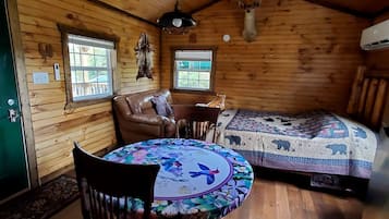1 habitación, wifi y ropa de cama