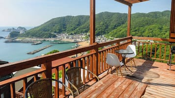 Villa, 3 Bedrooms, Balcony, Sea View | Outdoor dining