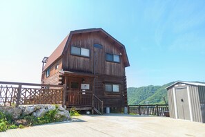 Villa, 3 habitaciones, balcón, vista al mar | Exterior