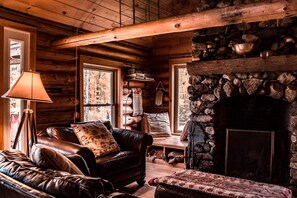 Fireplace, DVD player, stereo