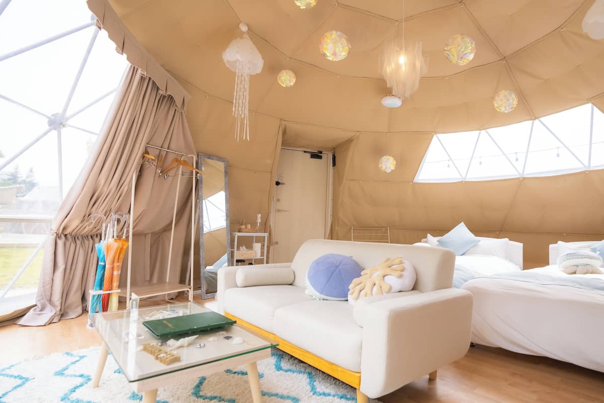 Tent, Non Smoking (Sea)