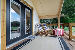 Terrace/patio - Luxury Tent Rental Perfect for Glamping in Oklahoma (Broken Bow)